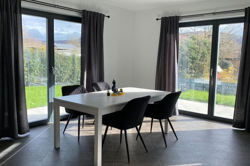 Modern Holiday Home Near Rheinfall And Black Forest Weisweil  Esterno foto